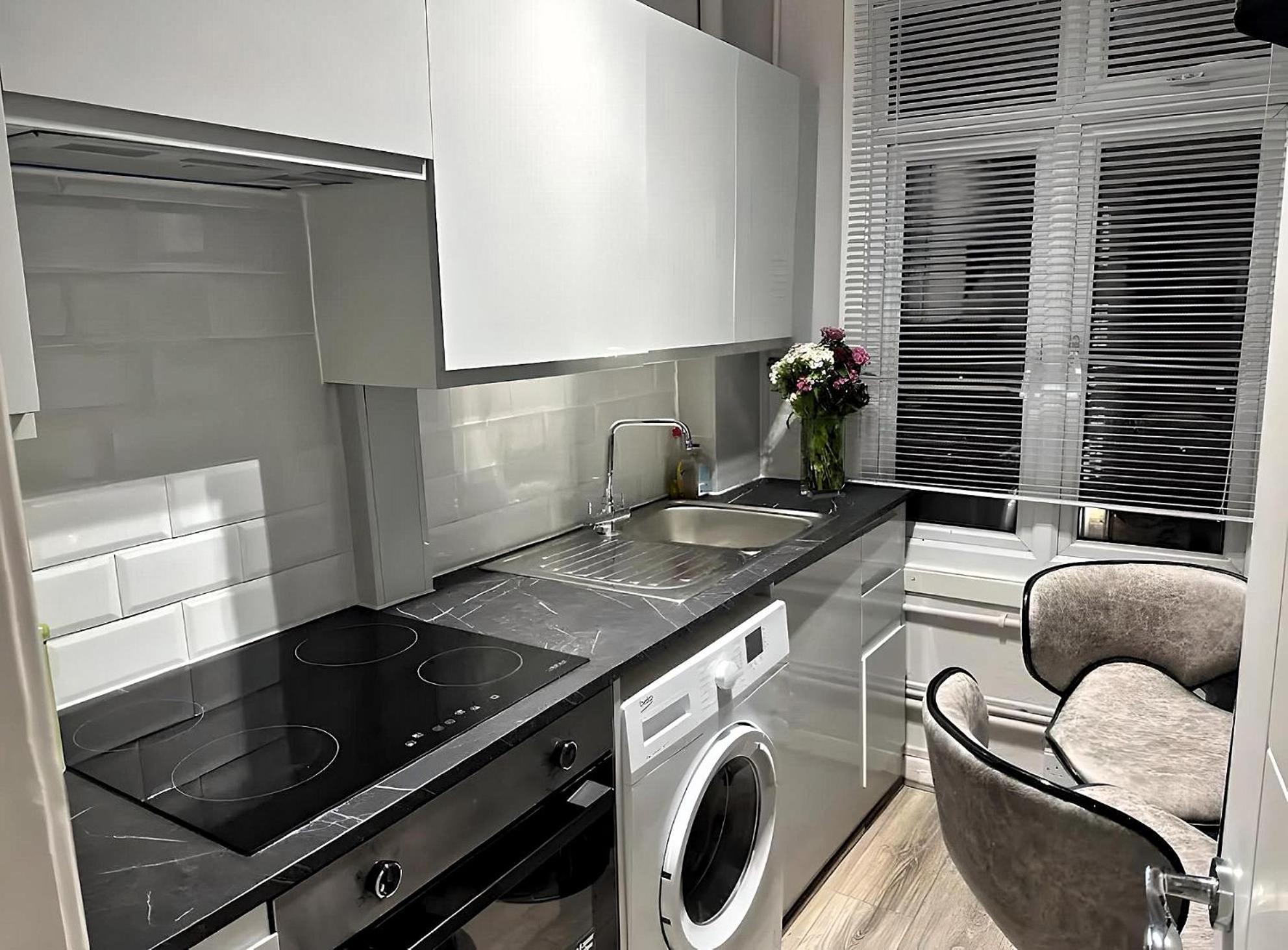 Brixton Hill Retreat Modern And Cosy Londres Exterior foto