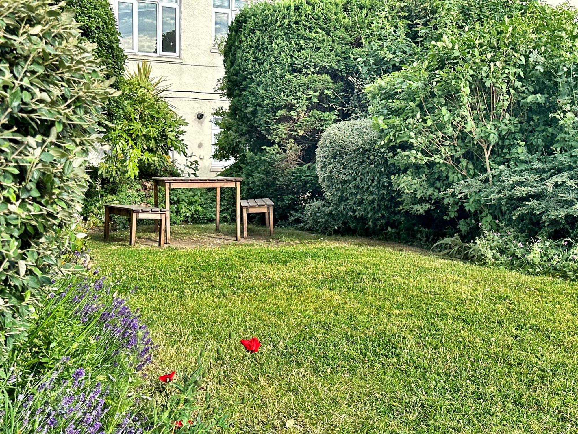 Brixton Hill Retreat Modern And Cosy Londres Exterior foto